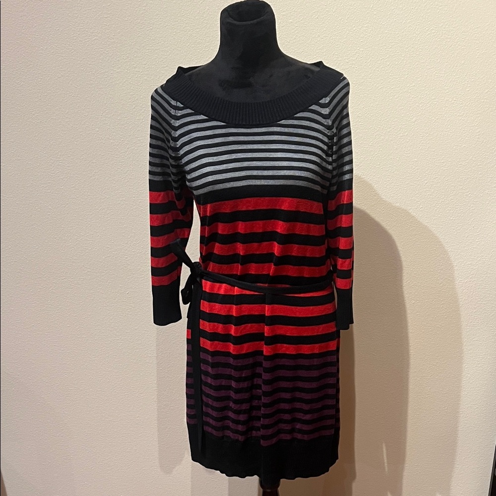 Chic Striped Long Sleeve Dress in Red and Black